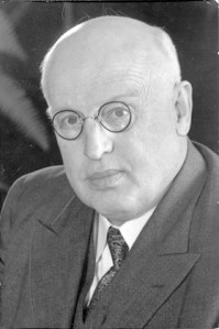 In this 1934 speech Alberta Premier William Aberhart promoted theories of social credit